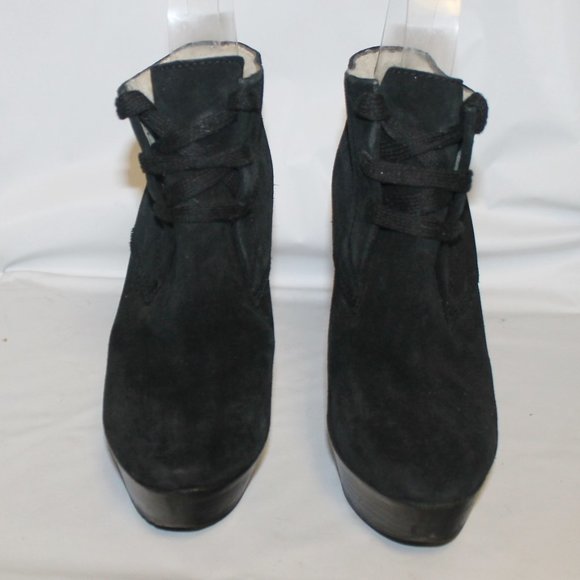 Burberry Made in Italy Faux Fur Lined Suede Stiletto Heel Booties Boot - Picture 5 of 9